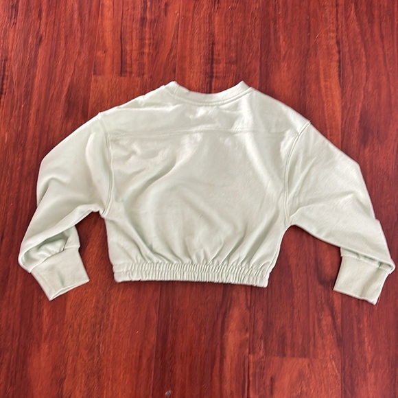 Zara green sweatshirt. Size 7 - Picture 2 of 3